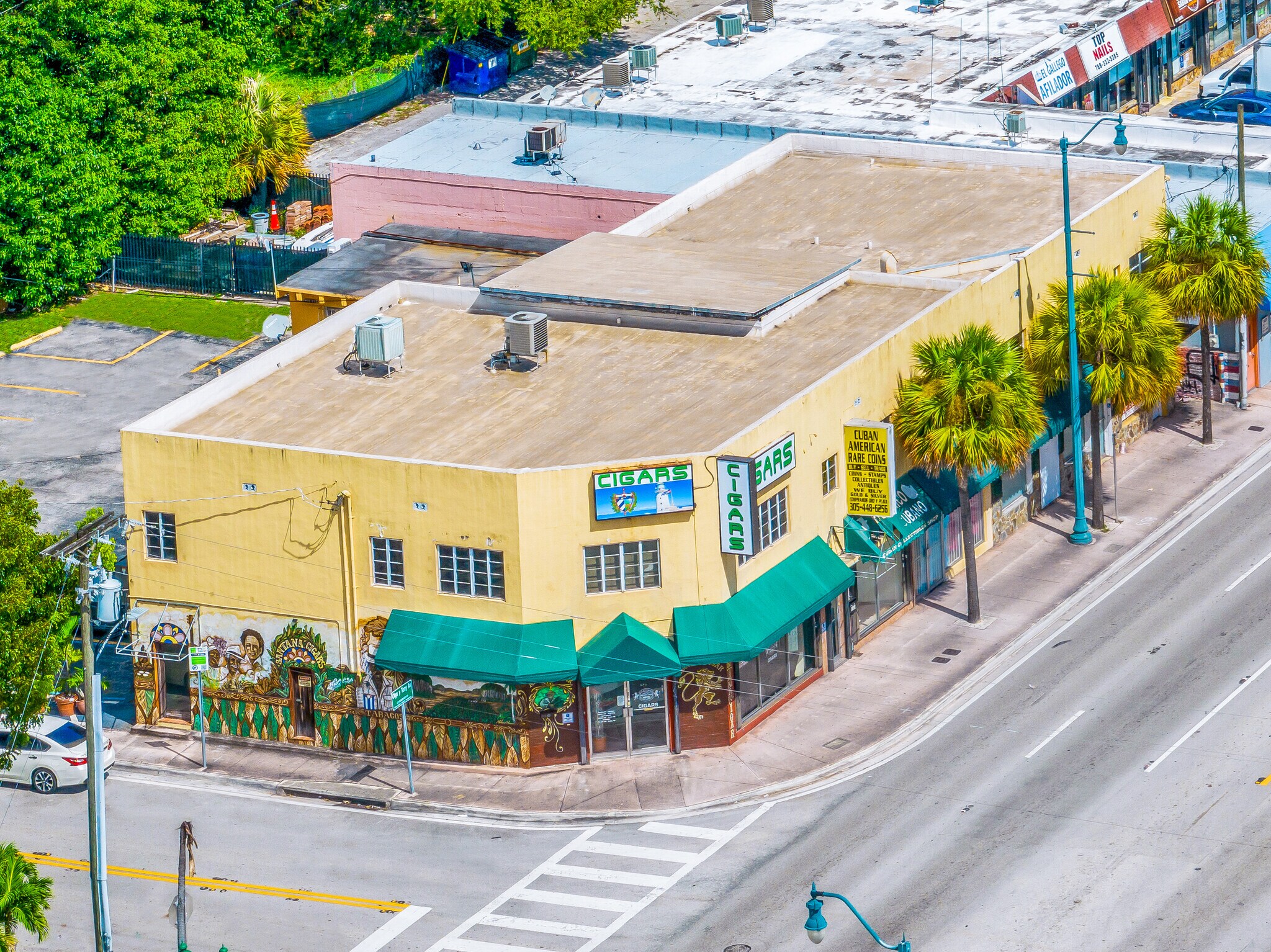 3471-3475 SW 8th St, Miami, FL à louer Photo de l’immeuble– Image 1 sur 20