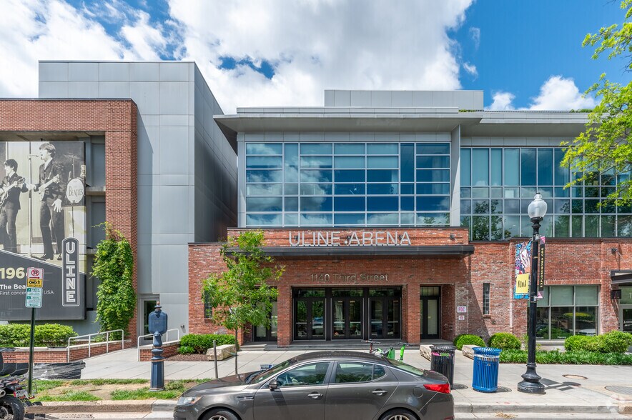 1140 3rd St NE, Washington, DC à louer - Photo de l’immeuble – Image 3 sur 19