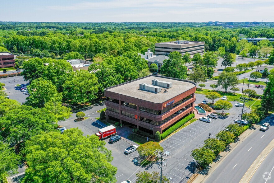 7421 Carmel Executive Park, Charlotte, NC à louer - Aérien – Image 3 sur 4