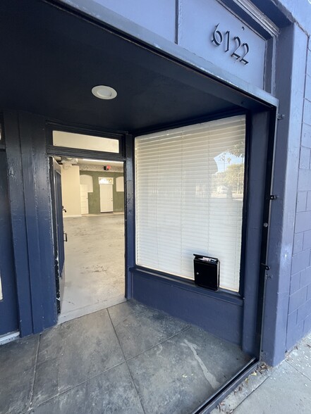 6114-6124 N Figueroa St, Los Angeles, CA à louer - Photo de l’immeuble – Image 2 sur 8