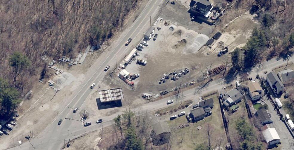 221 Lafayette Rd, Salisbury, MA à louer - Photo de l’immeuble – Image 2 sur 4
