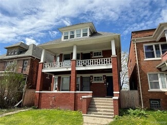 Plus de détails pour 1561 W Grand Blvd, Detroit, MI - Logement à vendre