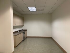 1376 Lead Hill Blvd, Roseville, CA à louer Photo intérieure– Image 2 sur 3