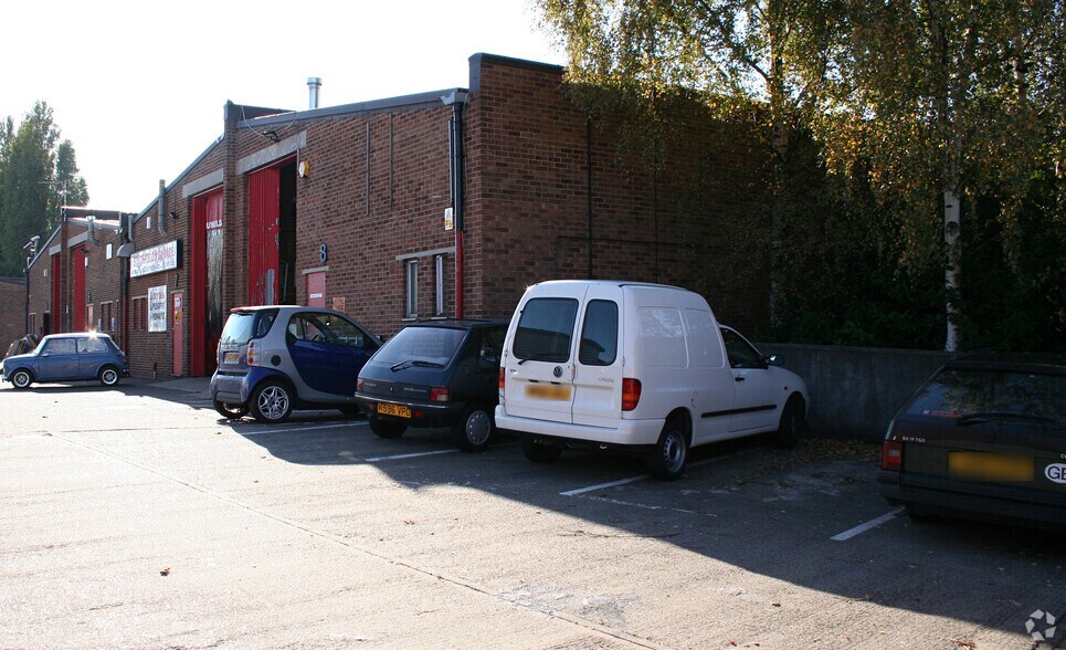 Glenville Mews, Londres à louer - Photo de l’immeuble – Image 2 sur 16