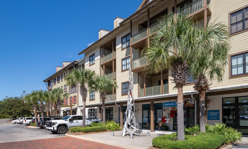 2050 W County Hwy 30A, Santa Rosa Beach, FL à vendre - Photo de l’immeuble – Image 3 sur 57
