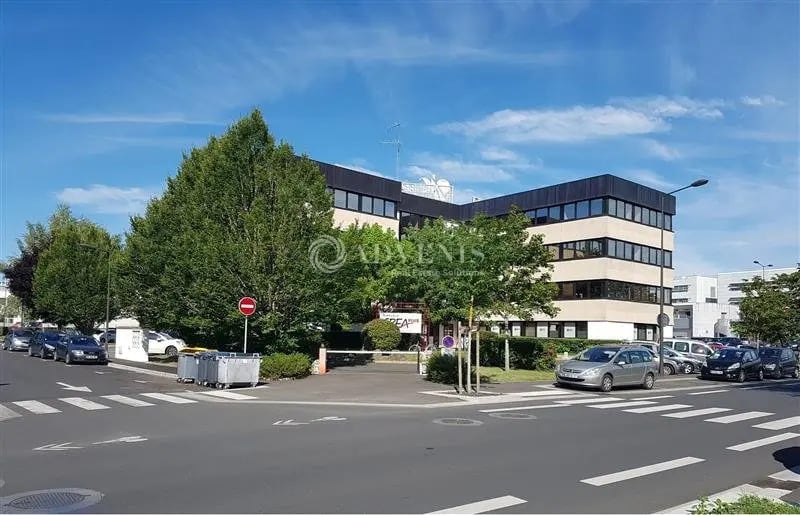 Bureau dans Saint-Avertin à louer - Photo de l’immeuble – Image 1 sur 5