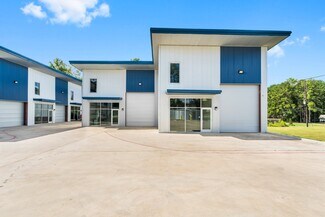 Plus de détails pour 32415 Tamina Rd, Magnolia, TX - Local d'activités à louer