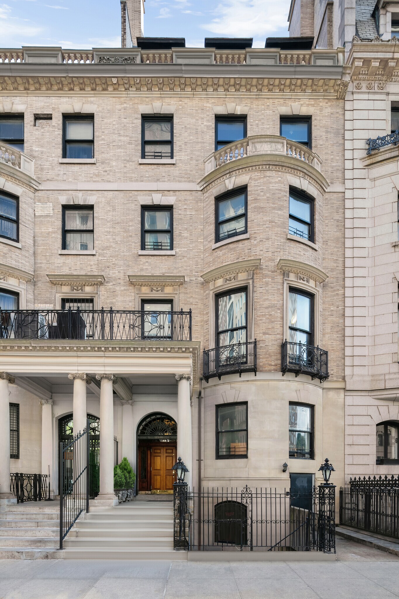 12 E 79th St, New York, NY à vendre Photo de l’immeuble– Image 1 sur 12