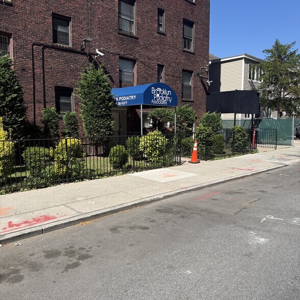 8200 Bay Pky, Brooklyn, NY à louer - Photo de l’immeuble – Image 3 sur 7