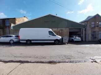 Plus de détails pour Knowles St, Bradford - Industriel/Logistique à louer