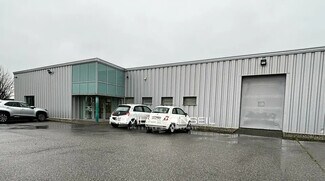 Plus de détails pour Local d'activités à louer