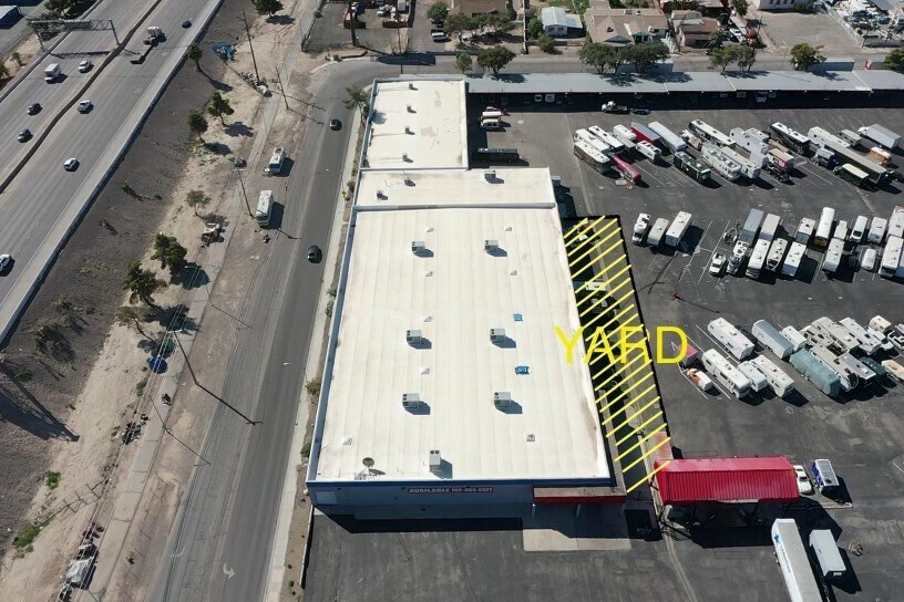 3775 E Sahara Ave, Las Vegas, NV à louer - Photo de l’immeuble – Image 3 sur 10