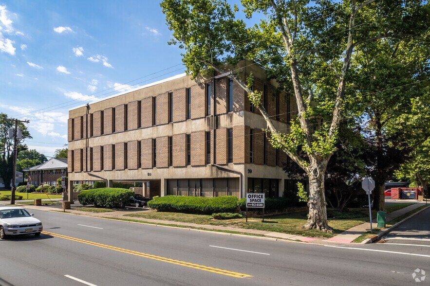99 Morris Ave, Springfield, NJ à louer - Photo de l’immeuble – Image 2 sur 9