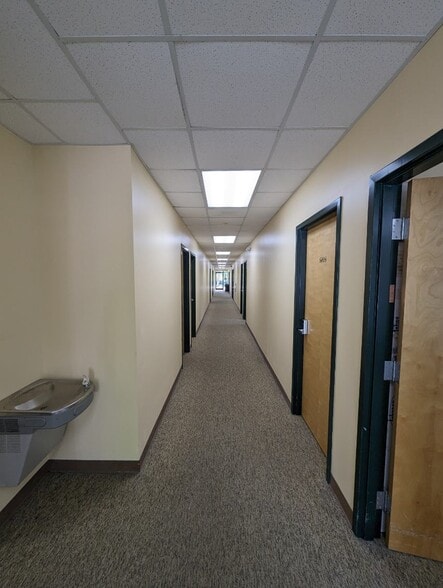 302 Davis Grove Cir, Cary, NC à louer - Photo intérieure – Image 3 sur 11