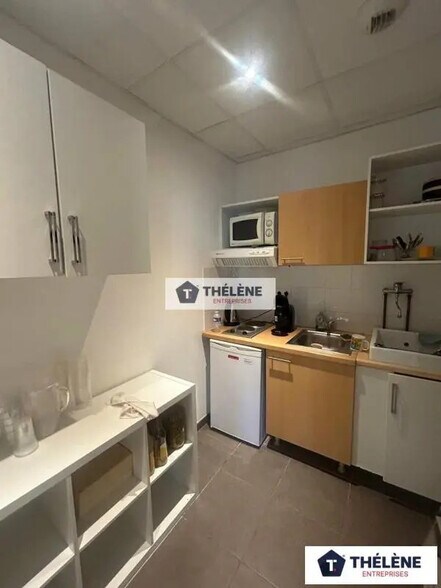 Bureau dans Mauguio à louer - Photo intérieure – Image 2 sur 5