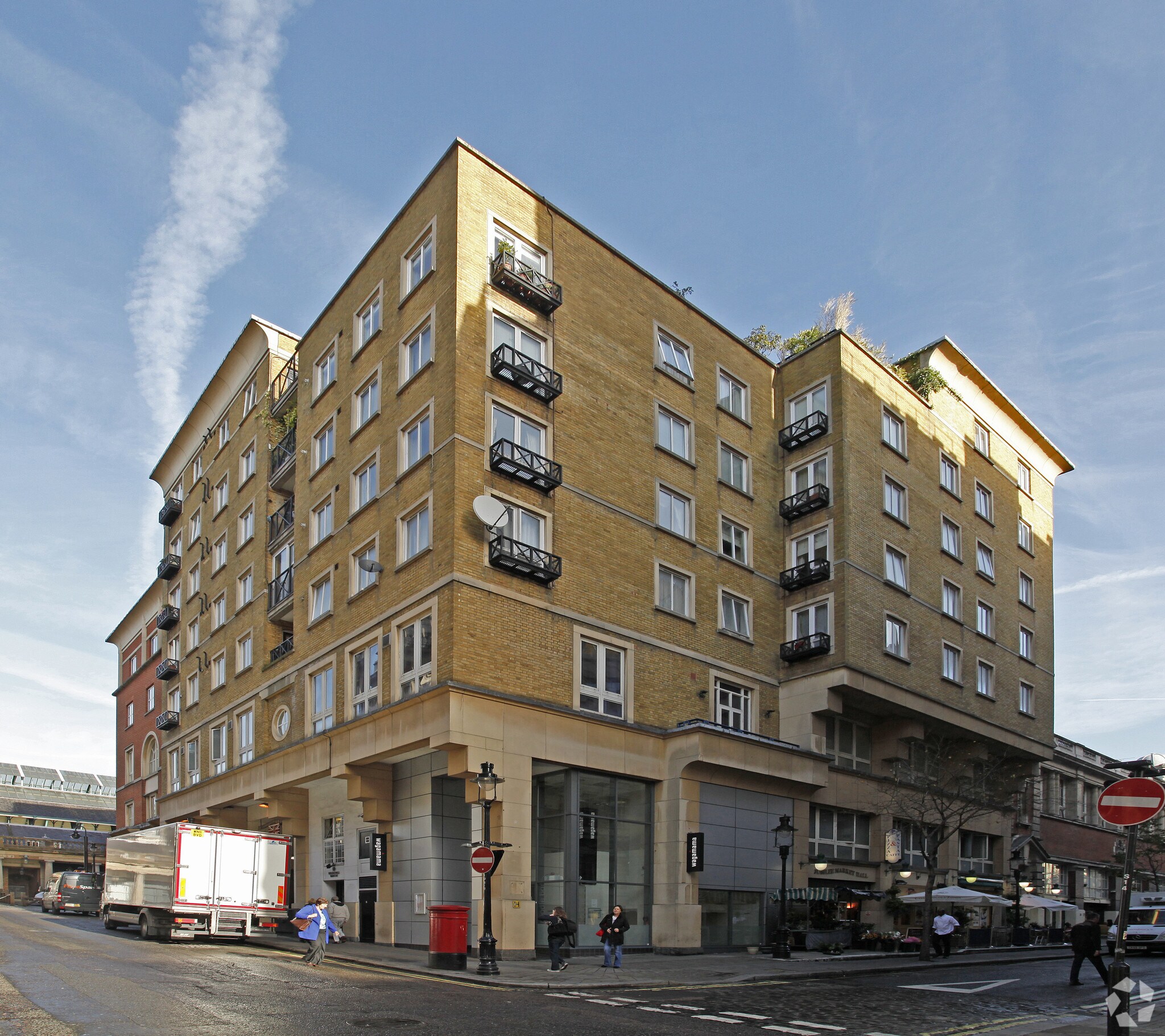 20-24 Southampton St, Londres à louer Photo principale– Image 1 sur 12