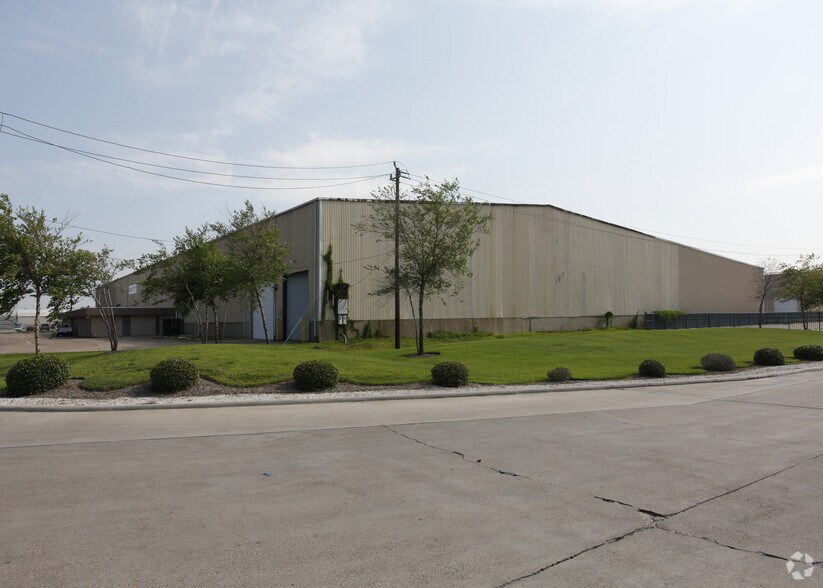 4204 Fidelity St, Houston, TX à louer - Photo de l’immeuble – Image 2 sur 3