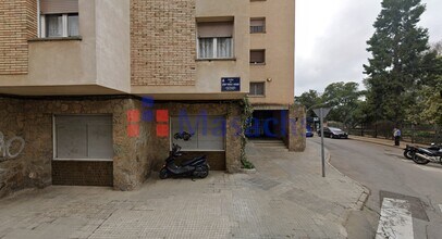 Local commercial dans Terrassa, Barcelona à louer Photo de la construction– Image 1 sur 3