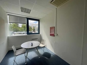 3 Allée Du Moulin Berger, Écully à louer Photo intérieure– Image 1 sur 11