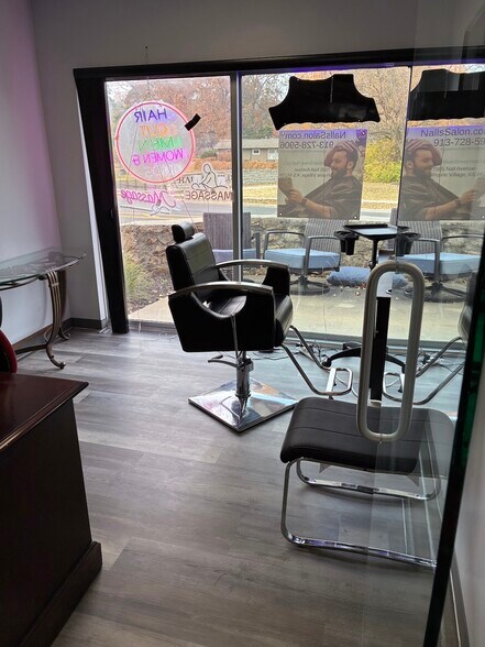 7505 Nall Ave, Prairie Village, KS à vendre - Photo de l’immeuble – Image 3 sur 7