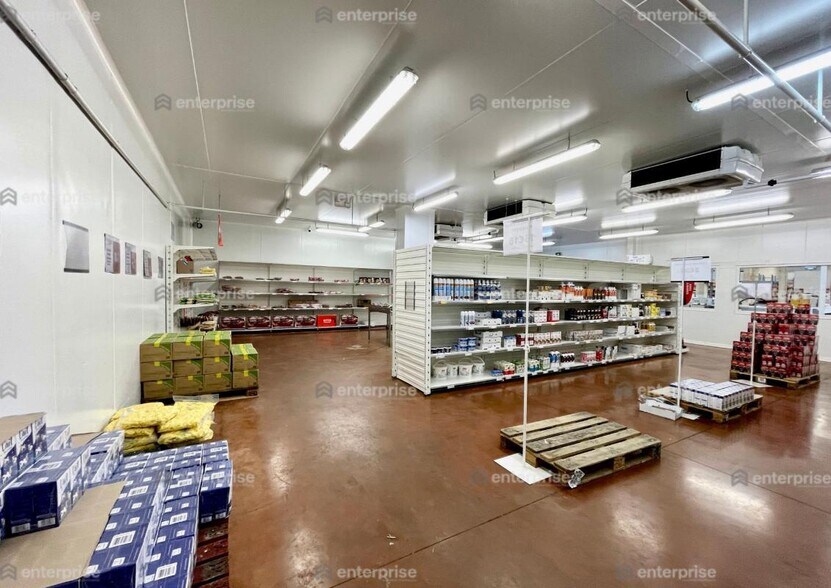 Local d'activités dans Rivery à vendre - Photo intérieure – Image 3 sur 4