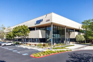 Plus de détails pour 16800 Aston St, Irvine, CA - Bureau à louer