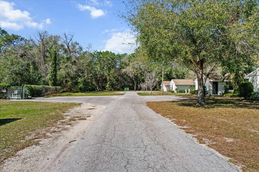 6370-6384 S Suncoast Blvd, Homosassa, FL à louer - Photo de l’immeuble – Image 2 sur 22