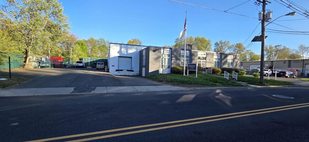1242A North Ave, Plainfield, NJ à vendre - Photo de l’immeuble – Image 1 sur 12