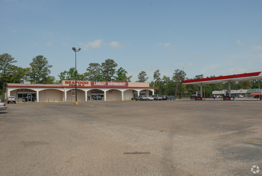 10553 Homestead Rd, Houston, TX à louer - Photo de l’immeuble – Image 2 sur 18