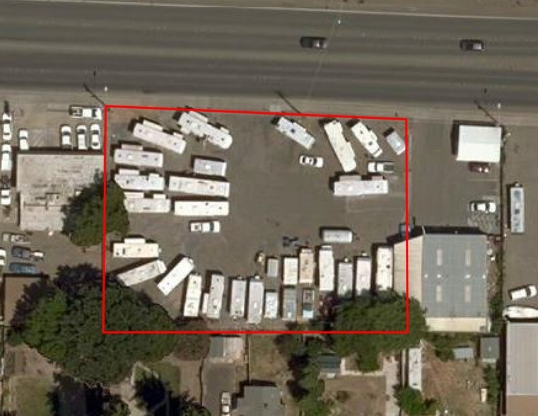 1242-1244 E Main St, Woodland, CA à vendre - Photo de l’immeuble – Image 3 sur 7