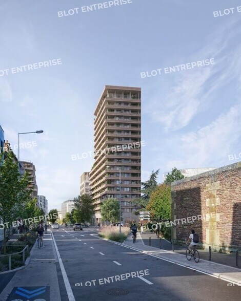 Bureau dans Rennes à louer - Photo de l’immeuble – Image 2 sur 3