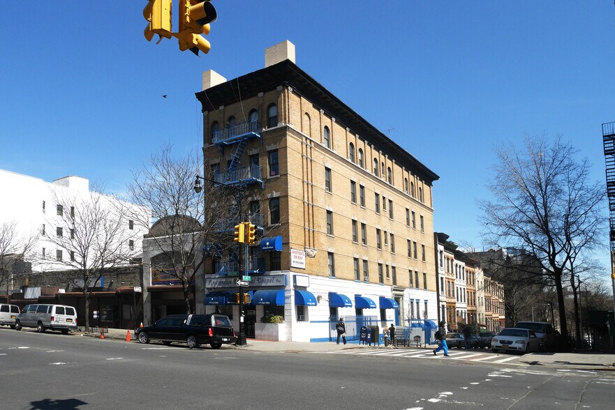 471 W 147th St, New York, NY à vendre - Photo de l’immeuble – Image 2 sur 6