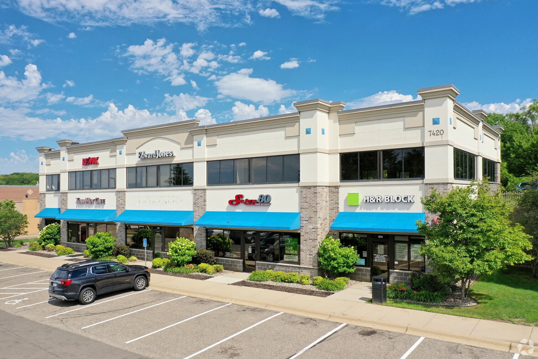 7420 S 80th St, Cottage Grove, MN à louer Photo de l’immeuble– Image 1 sur 5