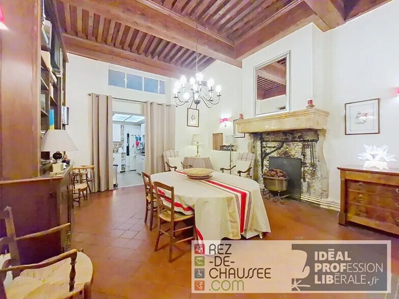 Bureau dans Lyon à vendre - Photo de l’immeuble – Image 3 sur 7