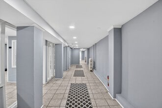1115 Massachusetts Ave NW, Washington, DC à louer Photo intérieure– Image 2 sur 13