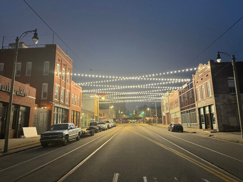 358 Main St, Memphis, TN à louer - Photo de l’immeuble – Image 3 sur 14