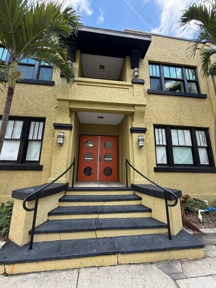 721 1st Ave N, Saint Petersburg, FL à vendre - Photo de l’immeuble – Image 3 sur 39