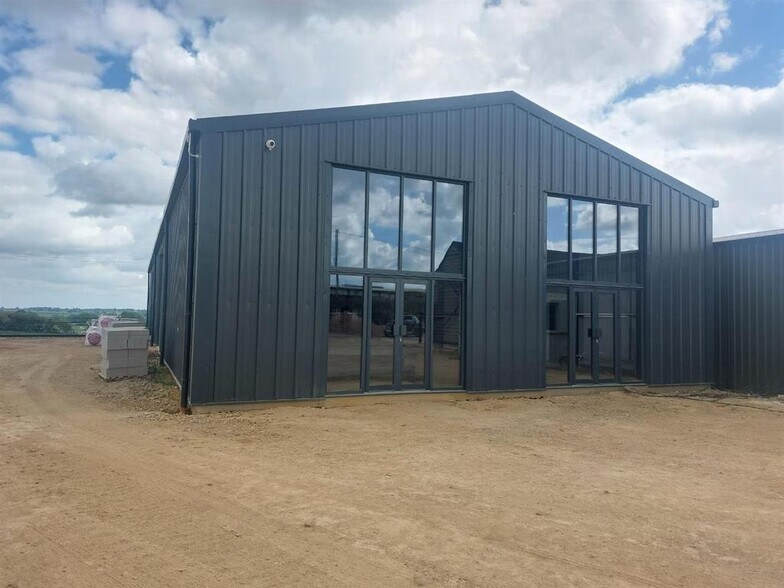 Scalford Rd, Eastwell à vendre - Photo de l’immeuble – Image 2 sur 24
