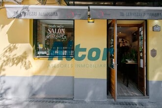 Local commercial dans Madrid, Madrid à louer Photo intérieure– Image 2 sur 29