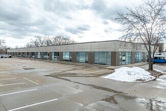 Plus de détails pour 3601-3629 109th St, Urbandale, IA - Local d'activités à louer