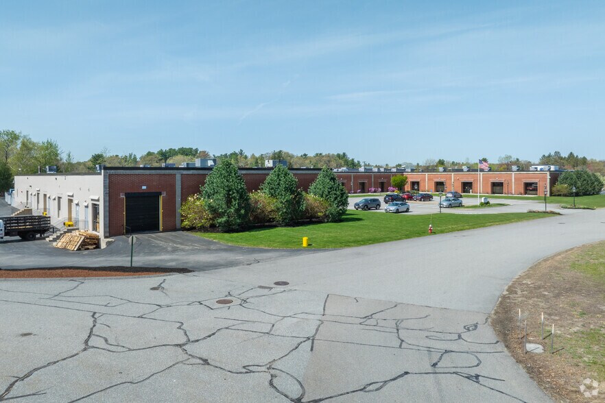 25 Industrial Ave, Chelmsford, MA à louer - Photo principale – Image 1 sur 5