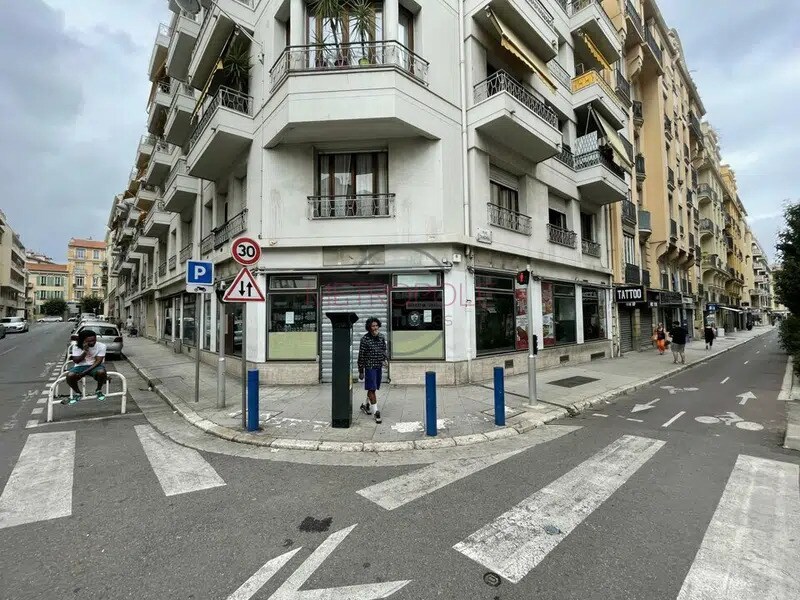 Local commercial dans Nice à vendre Photo de l’immeuble– Image 1 sur 6