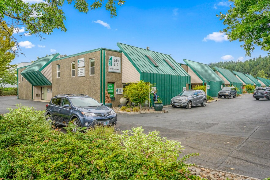 15635-15850 SE 114th Ave, Clackamas, OR à louer - Photo de l’immeuble – Image 3 sur 10