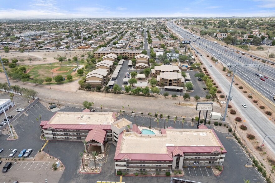 1701 W Baseline Rd, Tempe, AZ à vendre - Photo de l’immeuble – Image 3 sur 52