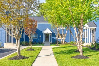 Plus de détails pour 9420-9424 Adelphi Rd, Hyattsville, MD - Logement à vendre