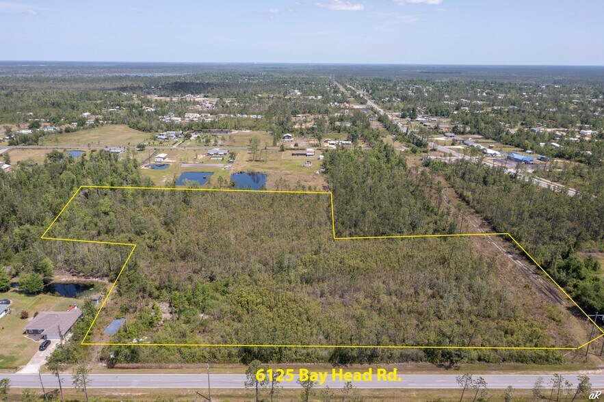 6125 Bay Head Road Rd, Youngstown, FL à vendre - Photo de l’immeuble – Image 3 sur 8