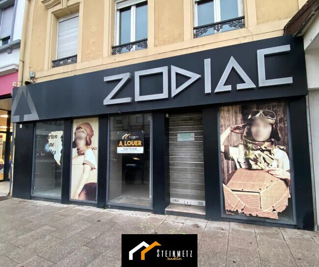 Plus de détails pour Local commercial à louer