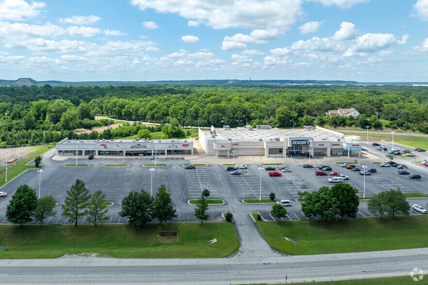 2400-2500 N Highway 66, Catoosa, OK à louer - Photo de l’immeuble – Image 3 sur 7
