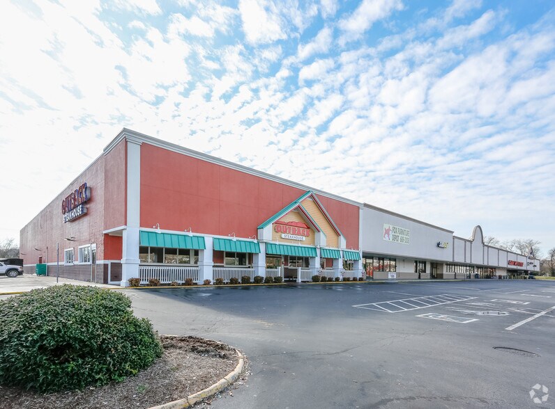 314 Merchants Dr, Knoxville, TN à louer - Photo principale – Image 1 sur 31