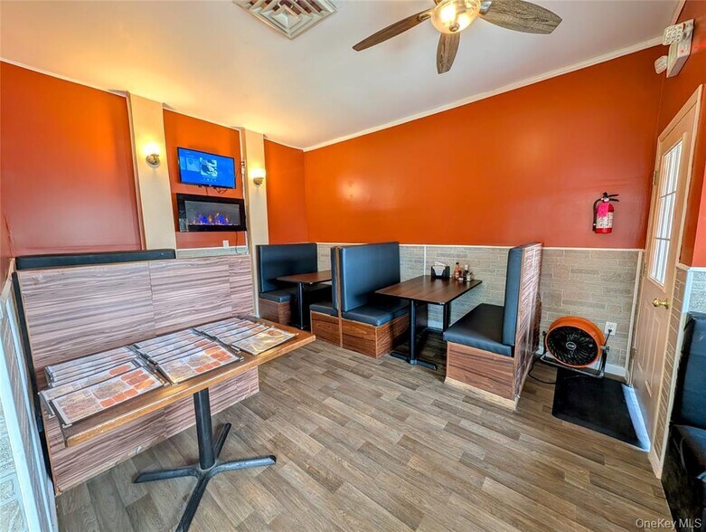 485 Broadway, Monticello, NY à vendre - Photo de l’immeuble – Image 3 sur 29